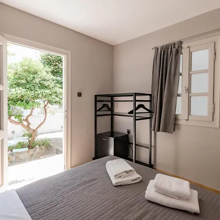 Aparthotel Rania Sea View 3*